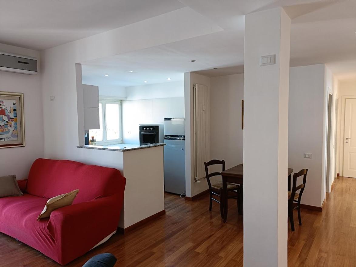 Gloriapartment Civitavecchia Exteriér fotografie